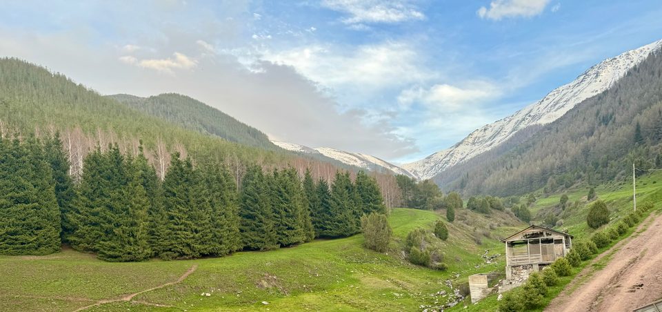 A mountain slope and valley in the Chunkurchak area.